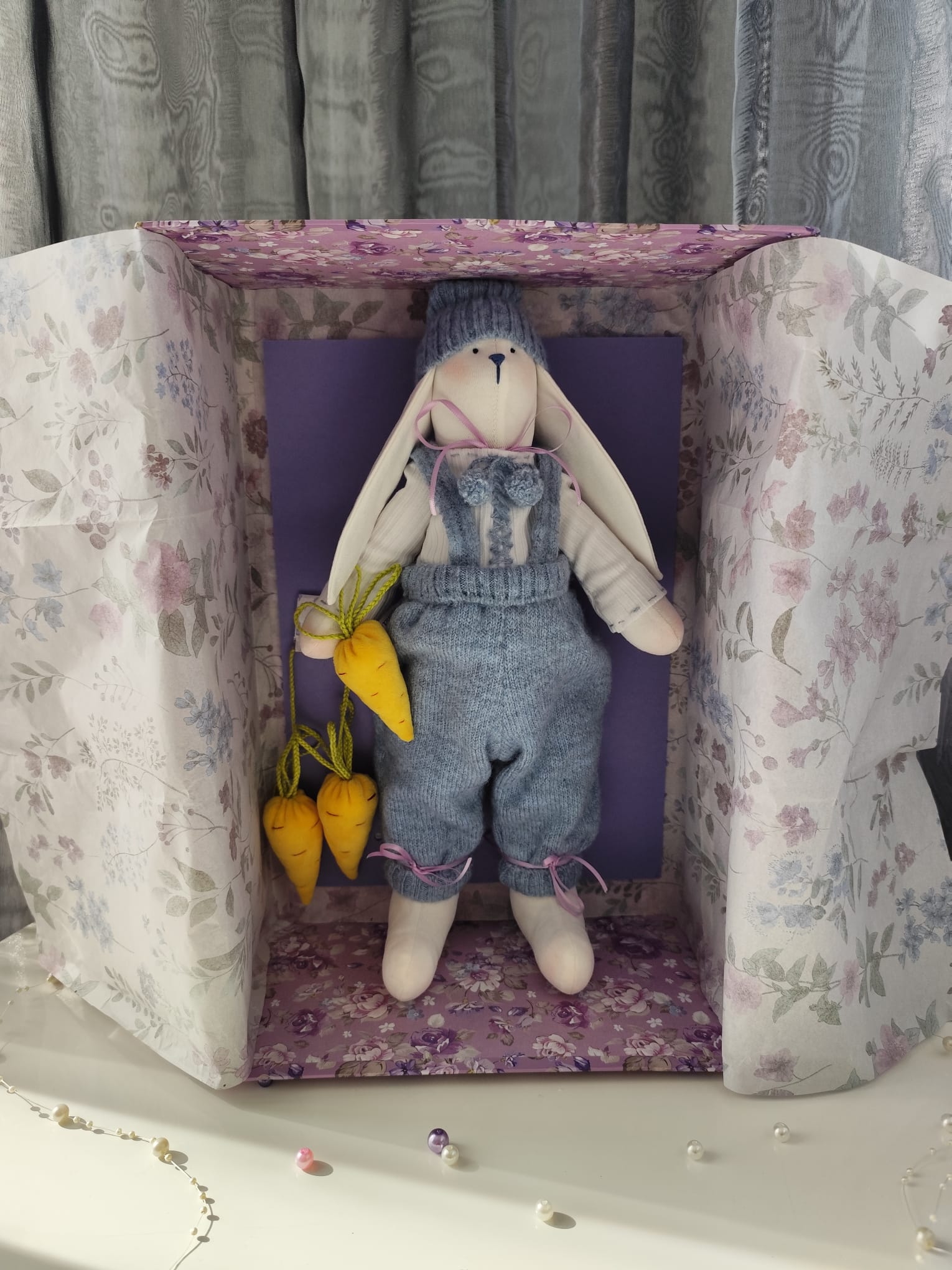Nikaska Modrá – Ručně vyrobená panenka / králík | 39 cm | Nika's Home