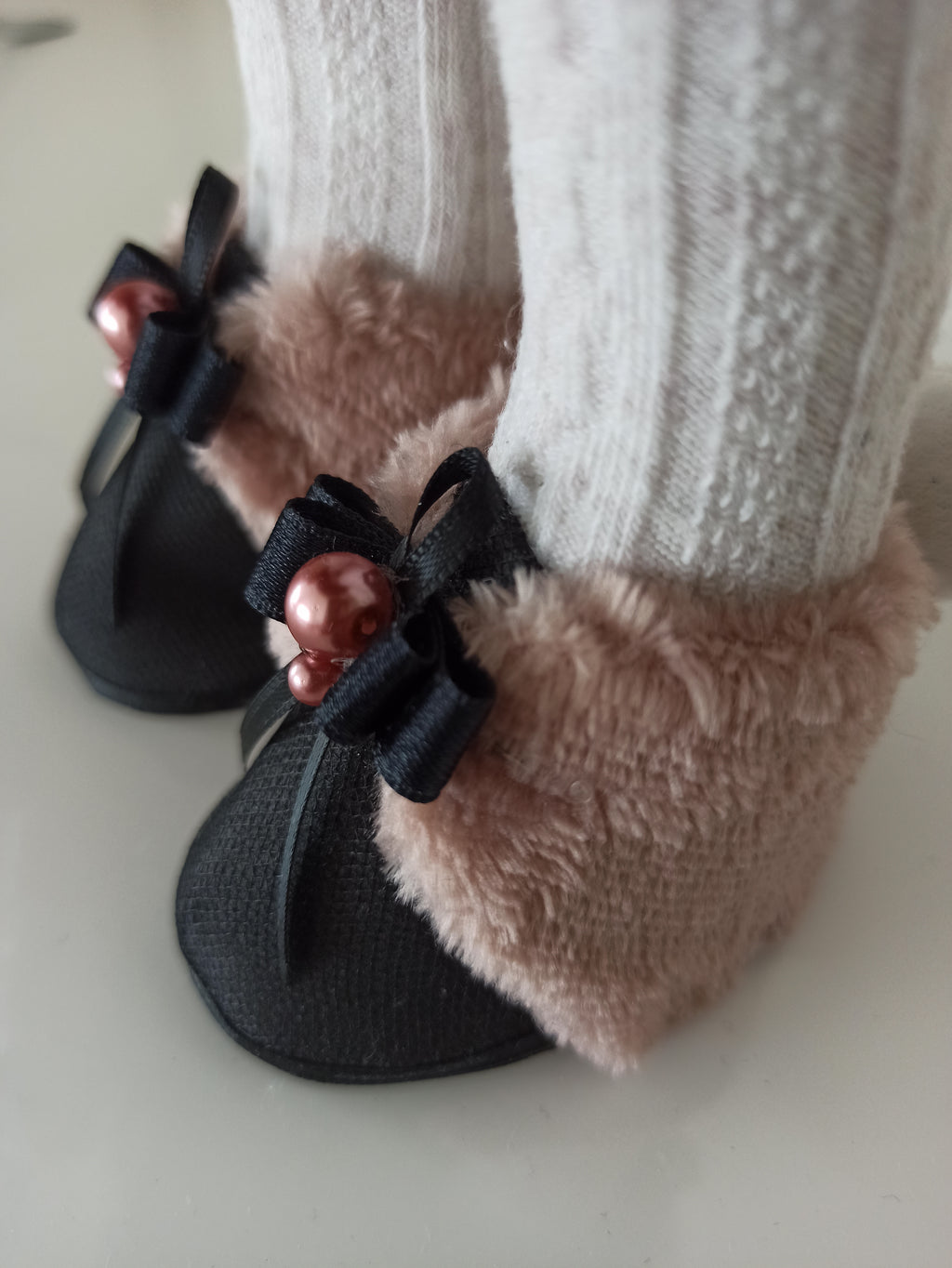 Nikaska Kočička Černo-Růžová – Ručně vyrobená panenka | 39 cm | Nika's Home