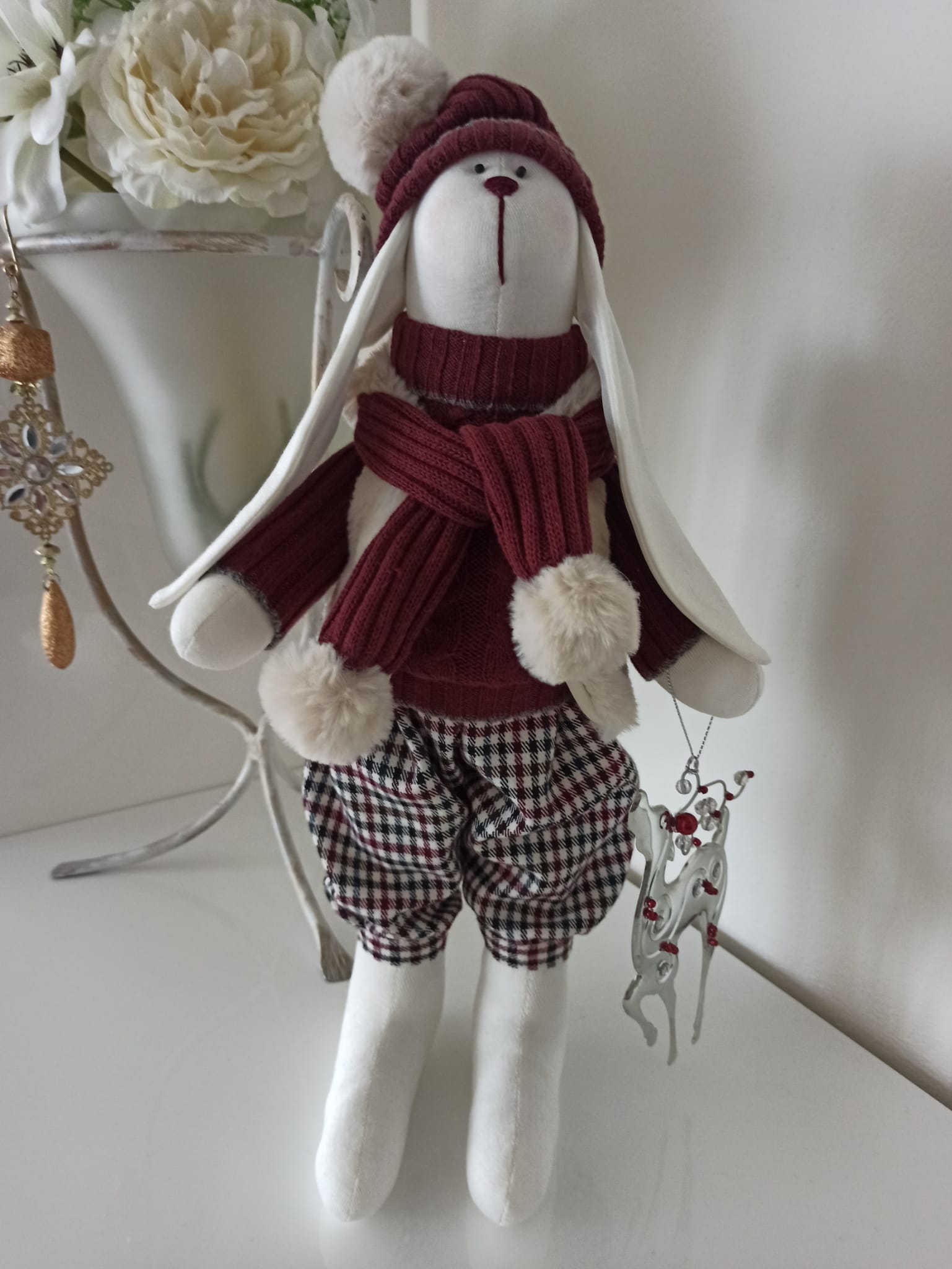 Nikaska Rabbit Bordo – Sada | Dekorativní Panenka 39 cm | Nika's Home