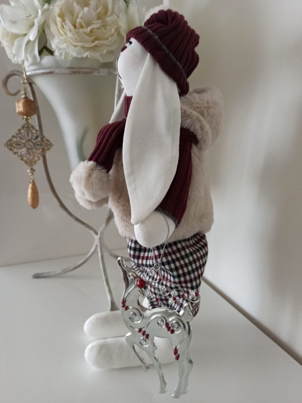 Nikaska Rabbit Bordo – Sada | Dekorativní Panenka 39 cm | Nika's Home