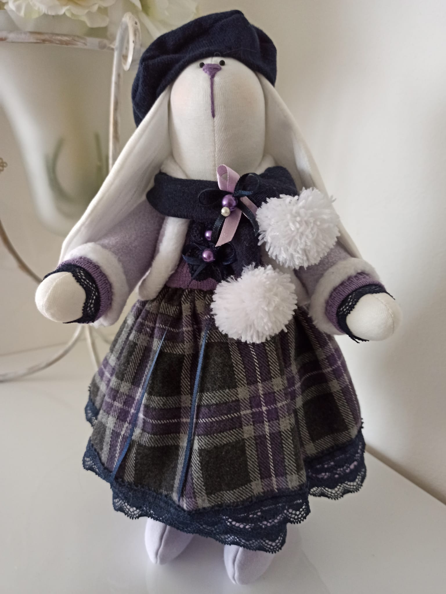 Nikaska Rabbit Purple – Sada | Fialová Dekorativní Panenka 35 cm | Nika's Home