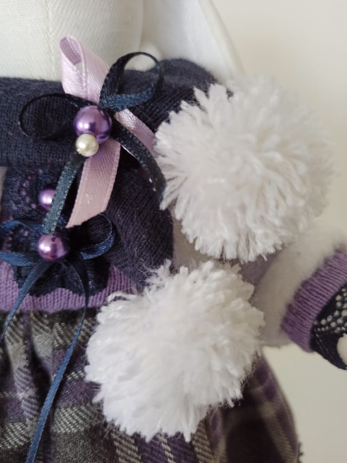 Nikaska Rabbit Purple – Sada | Fialová Dekorativní Panenka 35 cm | Nika's Home