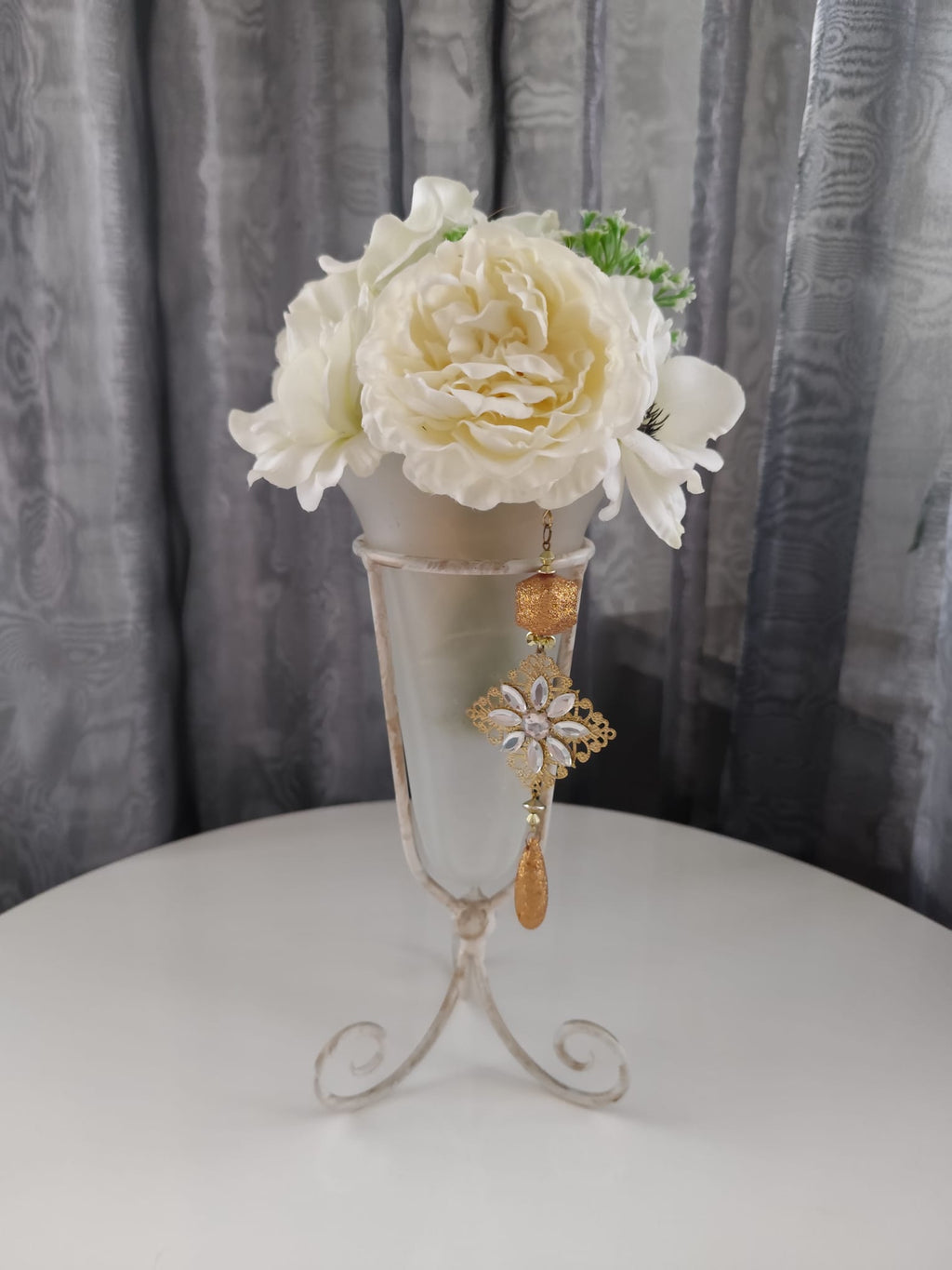 Ikebana + Váza 40×23 cm – Matné sklo, kov | Steampunk, Vintage | Nika's Home